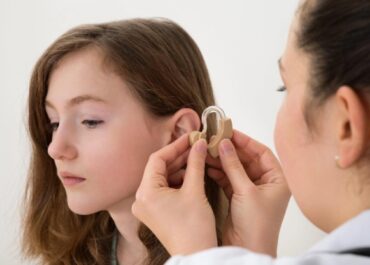 Is there an adjustment period to wearing hearing aids?
